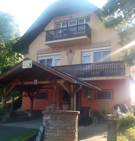 Orszag Apartmanhaz Залакарос Екстериор снимка