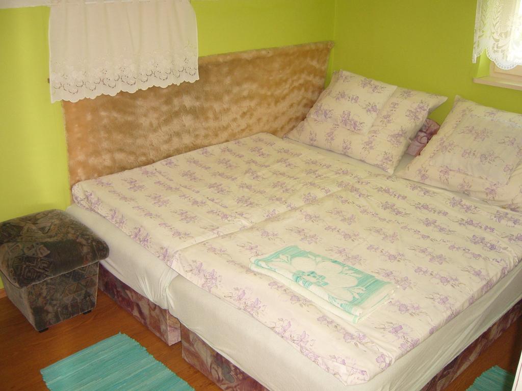 Orszag Apartmanhaz Залакарос Екстериор снимка