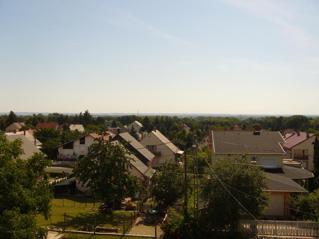 Orszag Apartmanhaz Залакарос Екстериор снимка
